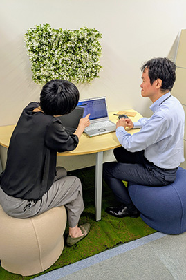 打合せコーナー